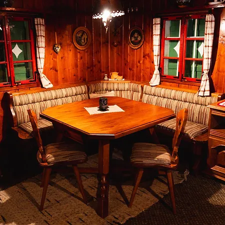 Almhuette Am Steirischen Seeberg * Turnau